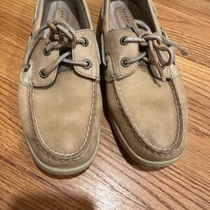 Sperry women’s size 7 Beige Boat Shoes